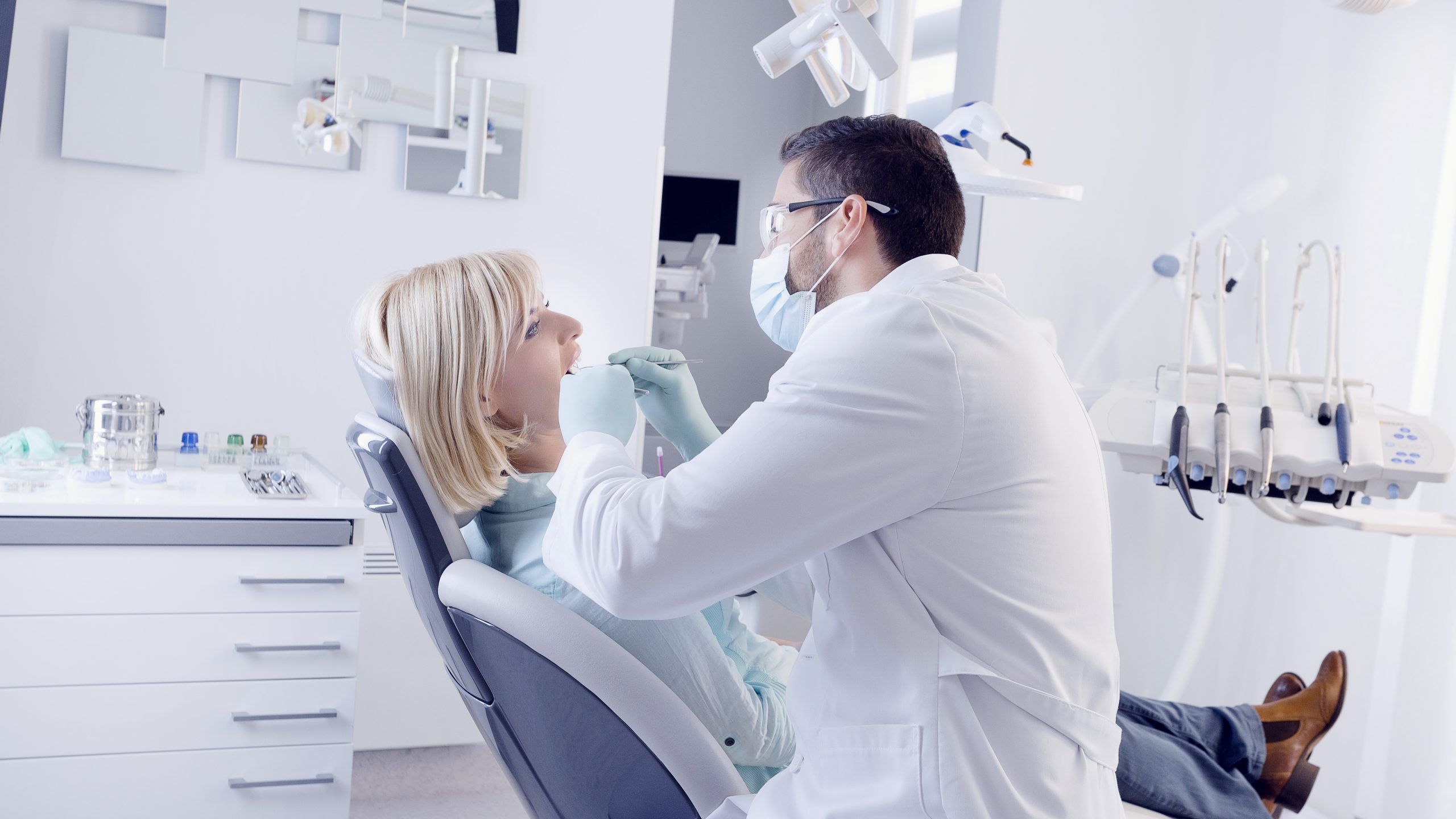 Dentist in Akron, OH